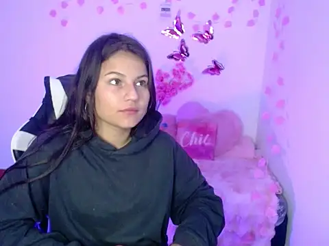 Nina  666 online show from 12.17.25