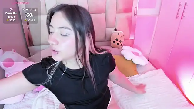 Snapshot of Nana__S chatting on 02.20.26 Nana S online show from 02.20.26