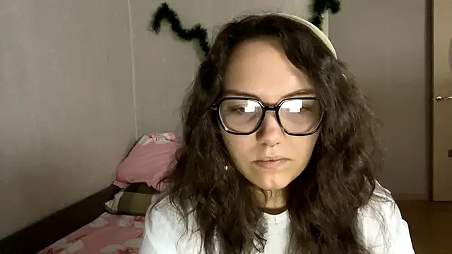 KerriMcbreen online show from 01.10.26