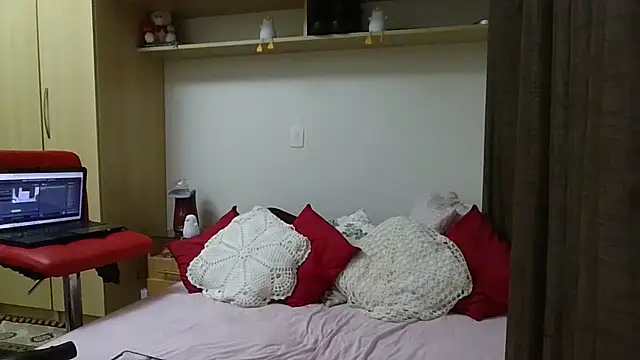 GabriellaManhas online show from 03.12.26