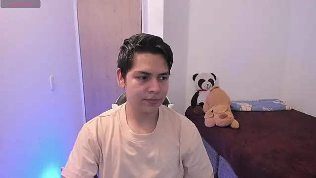 Snapshot of Asta_YunoXXX chatting on 04.07.26 Asta YunoXXX online show from 04.07.26