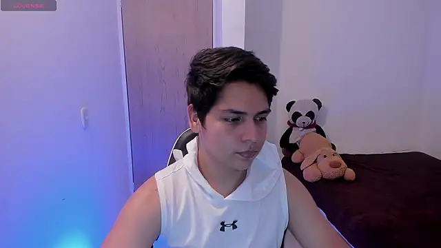 Snapshot of Asta_YunoXXX chatting on 04.10.26 Asta YunoXXX online show from 04.10.26