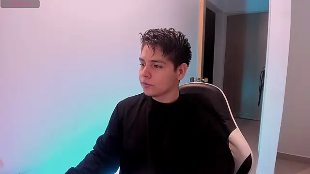 Snapshot of Asta_YunoXXX chatting on 05.20.26 Asta YunoXXX online show from 05.20.26