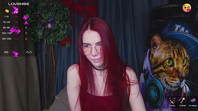 Emily Kente online show from 12.14.25