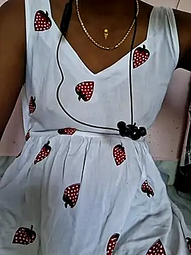 Snapshot of Tamil_Laksh chatting on 02.04.26 Tamil Laksh online show from 02.04.26