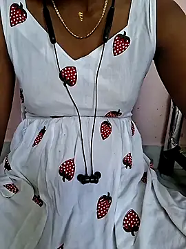 Snapshot of Tamil_Laksh chatting on 02.06.26 Tamil Laksh online show from 02.06.26