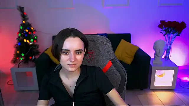 KateWillows online show from 12.14.25