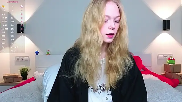 GhisllaineWestler online show from 02.15.26