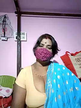 Snapshot of me-pari-hu chatting on 03.02.26 me-pari-hu online show from 03.02.26