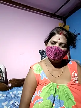 Snapshot of me-pari-hu chatting on 03.12.26 me-pari-hu online show from 03.12.26