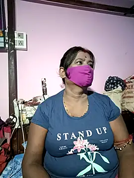 Snapshot of me-pari-hu chatting on 03.14.26 me-pari-hu online show from 03.14.26