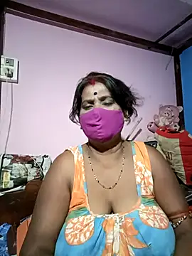 Snapshot of me-pari-hu chatting on 03.23.26 me-pari-hu online show from 03.23.26