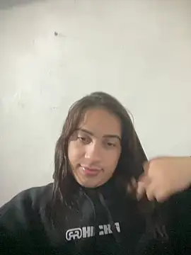 Snapshot of larysinha chatting on 05.12.26 larysinha online show from 05.12.26