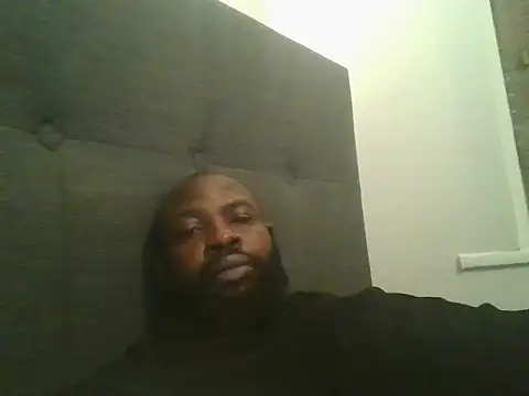 Snapshot of smartfuck777 chatting on 12.19.25 smartfuck777 online show from 12.19.25