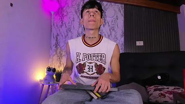 Jake beach  online show from 02.22.26