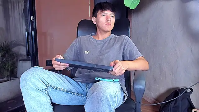 isaac grimm online show from 01.16.26