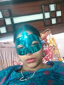 Snapshot of Mahi-Aman chatting on 12.21.25 Mahi-Aman online show from 12.21.25