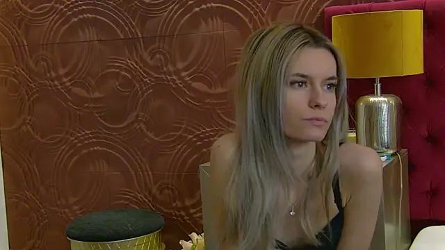 RoxanneJoy online show from 01.10.26