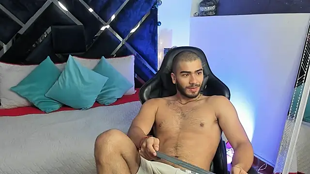 Franco banderas online show from 12.17.25