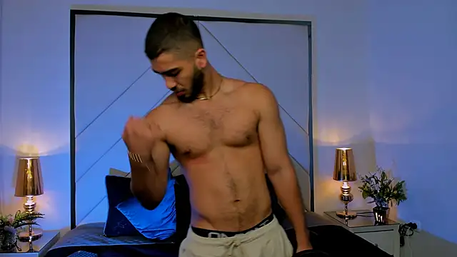 Franco banderas online show from 01.12.26