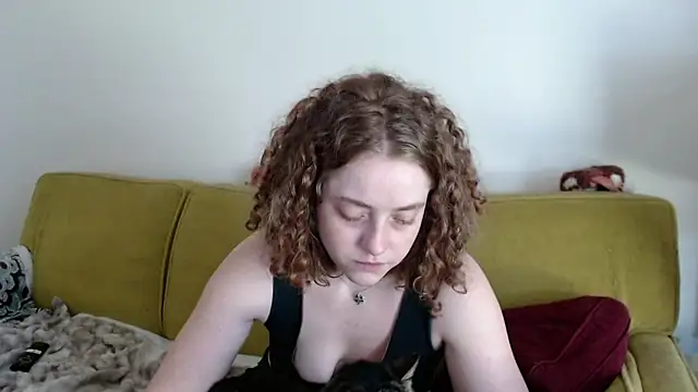 DeliaBlew online show from 05.30.26