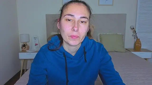 Olivia milf  online show from 11.29.25