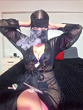 Snapshot of deva-sexy chatting on 05.27.26 deva-sexy online show from 05.27.26
