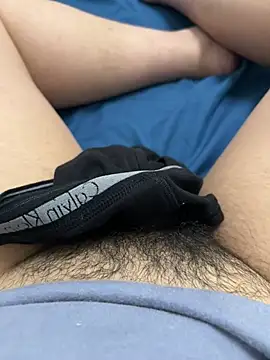 Snapshot of hiiiizzzz chatting on 01.14.26 hiiiizzzz online show from 01.14.26