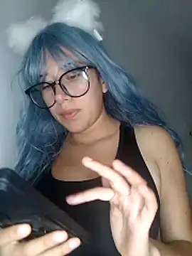 Snapshot of RoxieHart05 chatting on 02.21.26 RoxieHart05 online show from 02.21.26