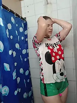 Snapshot of dakota021 chatting on 12.19.25 dakota021 online show from 12.19.25