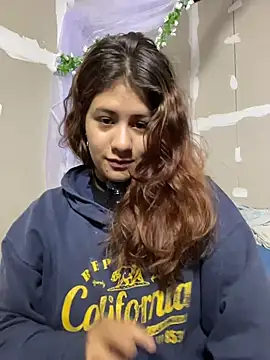 Snapshot of dakota021 chatting on 04.04.26 dakota021 online show from 04.04.26