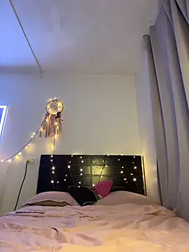 kira velour online show from 12.19.25