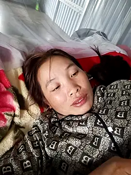 Evelyn-n online show from 12.05.25