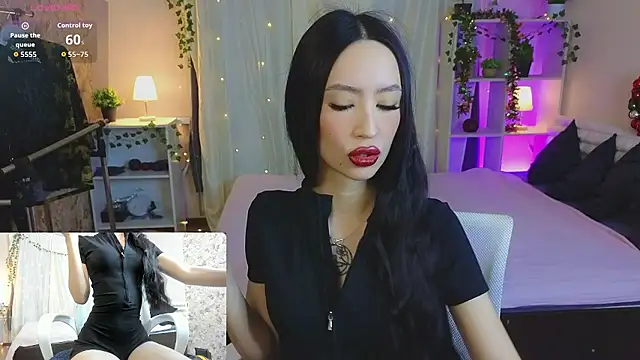 Ssin Megan online show from 01.08.26