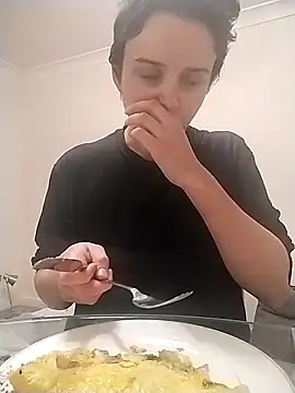 Snapshot of Amy01112 chatting on 04.14.26 Amy01112 online show from 04.14.26