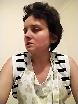 Snapshot of Amy01112 chatting on 05.11.26 Amy01112 online show from 05.11.26