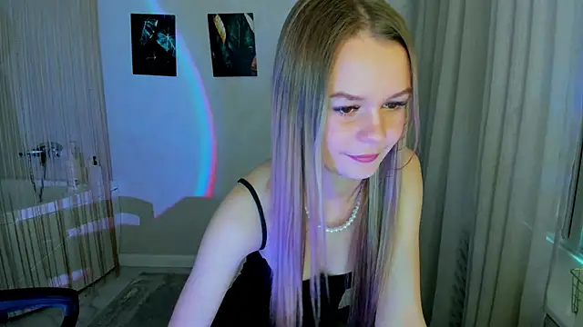 MidnighteAura online show from 03.14.26