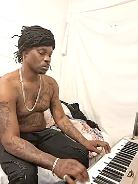 Snapshot of Cbelite1 chatting on 02.04.26 Cbelite1 online show from 02.04.26