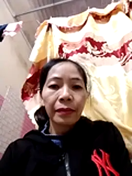 Snapshot of Cool-iponk chatting on 12.17.25 Cool-iponk online show from 12.17.25