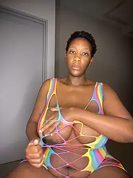 GiantClithpee online show from 03.02.25