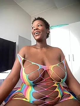 GiantClithpee online show from 03.07.25