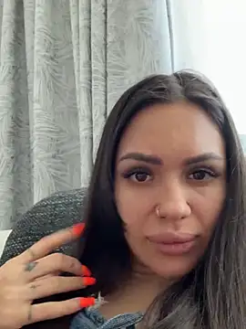 SiennaLuxexx online show from 03.07.26