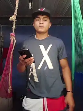 Snapshot of youngboypiss chatting on 12.22.25 youngboypiss online show from 12.22.25