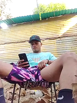 Snapshot of youngboypiss chatting on 02.10.26 youngboypiss online show from 02.10.26