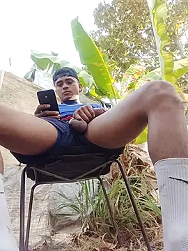 Snapshot of youngboypiss chatting on 02.27.26 youngboypiss online show from 02.27.26