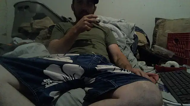 Snapshot of cannonball765309 chatting on 04.19.26 cannonball765309 online show from 04.19.26