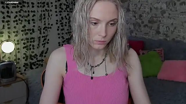 Gina Gina love online show from 05.28.26