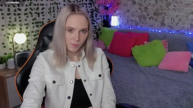 Gina Gina love online show from 05.29.26