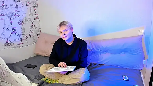 Snapshot of Brian_Mils chatting on 12.05.25 Brian Mils online show from 12.05.25