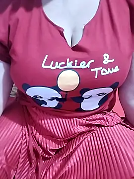 hottyrose69 online show from 04.05.26